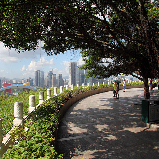 蓮花山公園山頂廣場